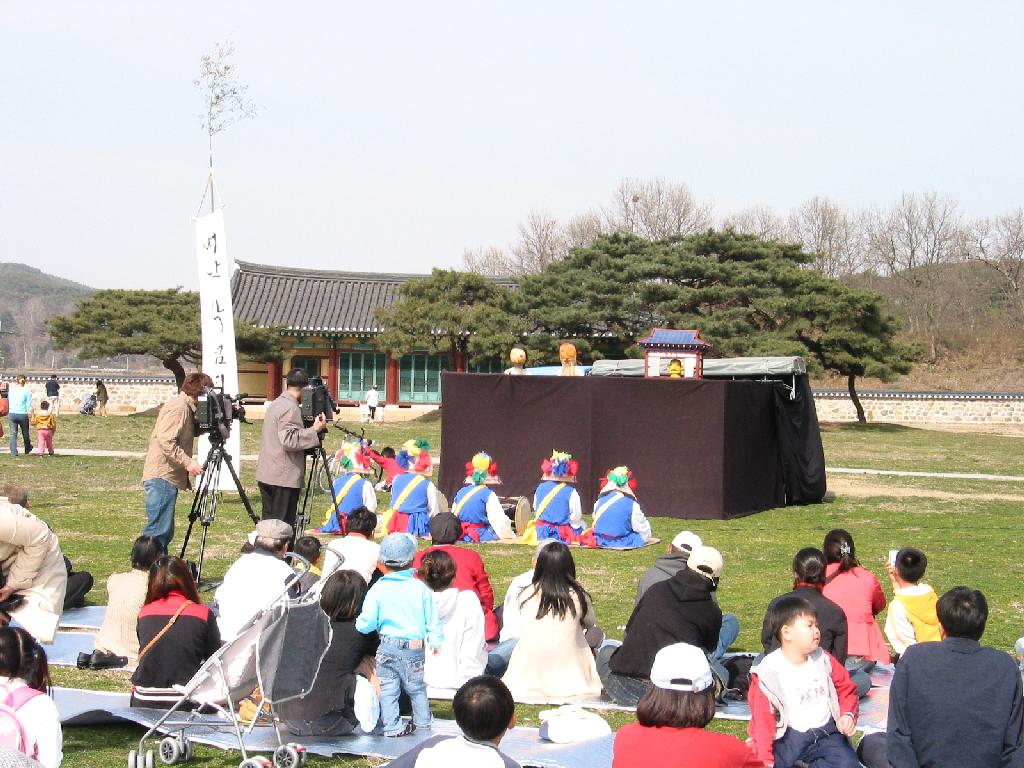 계속해서 박첨지 놀이 사진입니다.